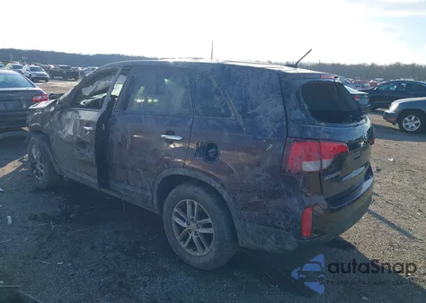 2015 Kia Sorento Lx z USA, uszkodzony, nr VIN 5XYKT3A65FG627610